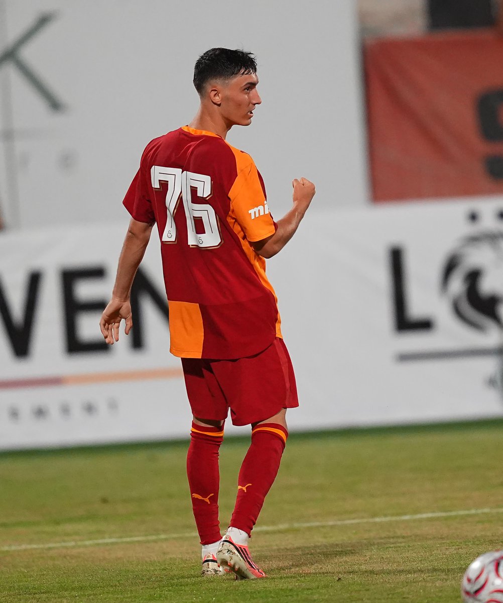 GalatasaraySK's tweet photo. Berat Luş! 🙌 https://t.co/QohCCRet2J