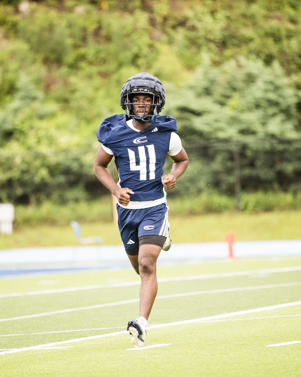 JaharvisAustin's tweet photo. Vestavia OTA time comin⏳ https://t.co/tCKc60LzlC