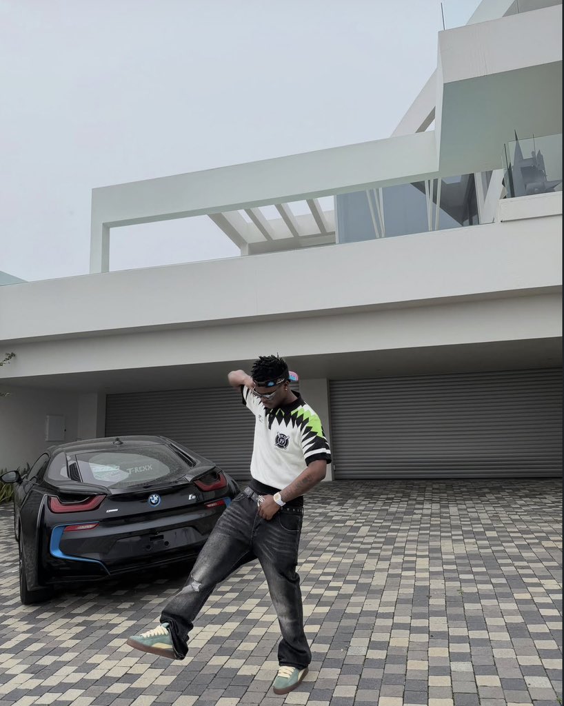 yL_IN_LAGOS's tweet photo. TikToker Tobi nation just acquired another brand new master piece 5bedroom Duplex worth 600million naira in South Africa 🇿🇦 ❤️🙌🏻 https://t.co/ZMpwTj9Cwp