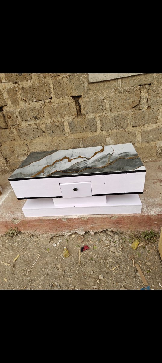 rvistcomrade's tweet photo. @9k_aris Coffee table with executive marble finishing 8k.0111216841 https://t.co/QxSgaEUo60