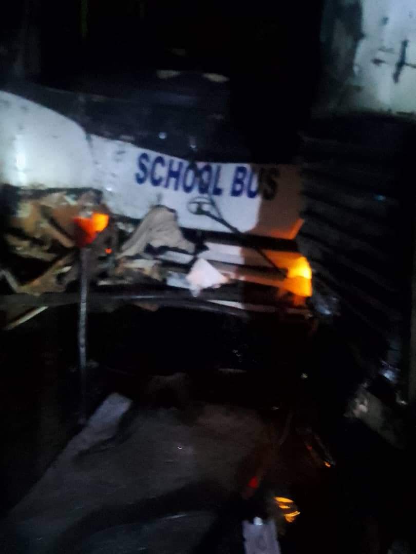 MosesMusa_Ug's tweet photo. A serious road traffic accident has occurred at Busota trading center involving  Nalango SSS students' coaster and a sugarcane truck.on the Jinja _Kamuli road 
 Many students have sustained fractures and other severe injuries, with several reported to be in critical condition at Kamuli General hospital.
@un
