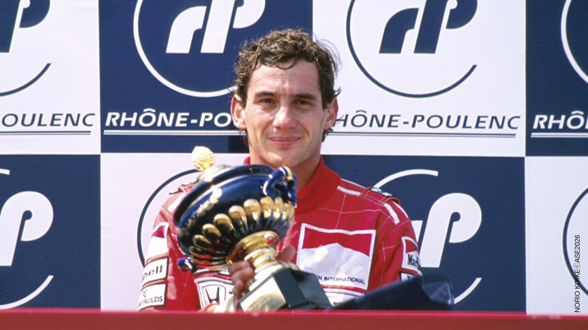 Senna tweet media