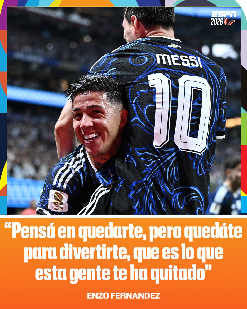 ESPNDeportes's tweet photo. Recordamos la carta que Enzo Fernández le escribió a Messi tras la final de Copa América perdida en 2016. 🥺

10 años después, jugarán juntos su segunda final de Copa del Mundo. 🔝 https://t.co/m3aaOhTOWS