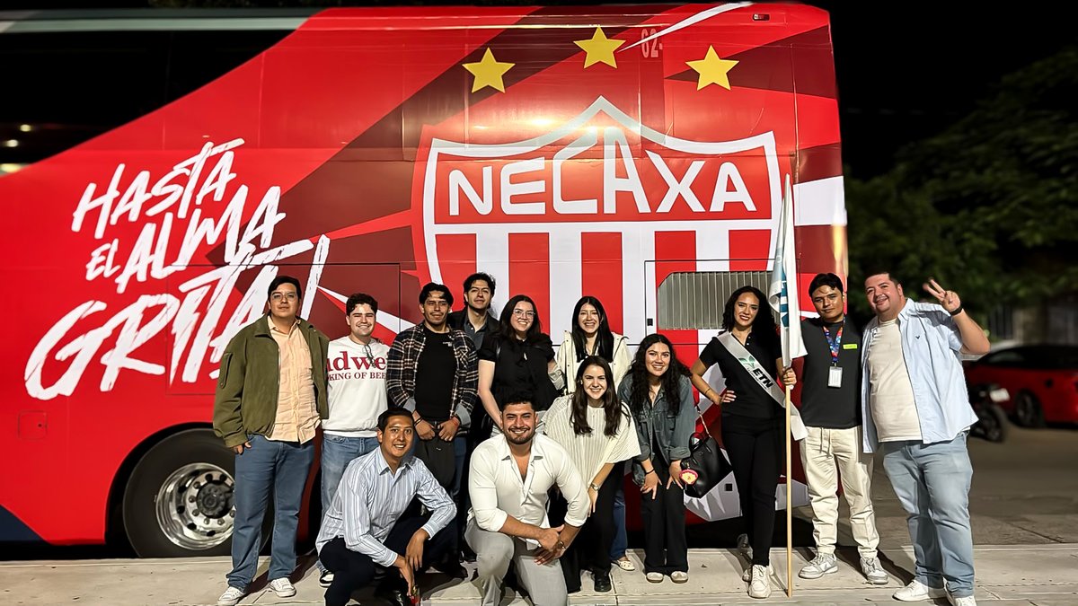 ETNTURISTAR's tweet photo. ⚽ Donde juegan los Rayos, ahí estamos. Gracias por viajar con nosotros y ser parte de una noche llena de pasión, futbol y apoyo incondicional. ¡Nos vemos en el próximo encuentro! ⚡
#Necaxa #LosRayos https://t.co/SlJNz2EkWV