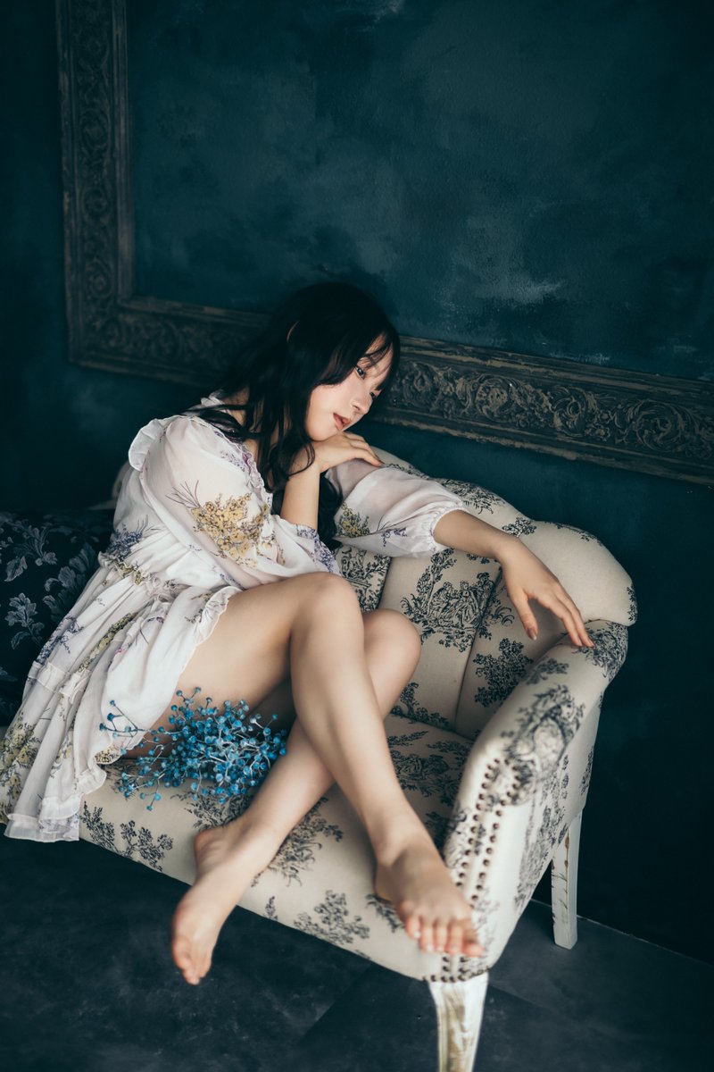 san_gentle's tweet photo. 「秘密のままで」

真宮りおんさん（@rion_mamiya）
#ポートレート #自然光ポートレート #スタジオポートレート https://t.co/a7ddRw1bE1