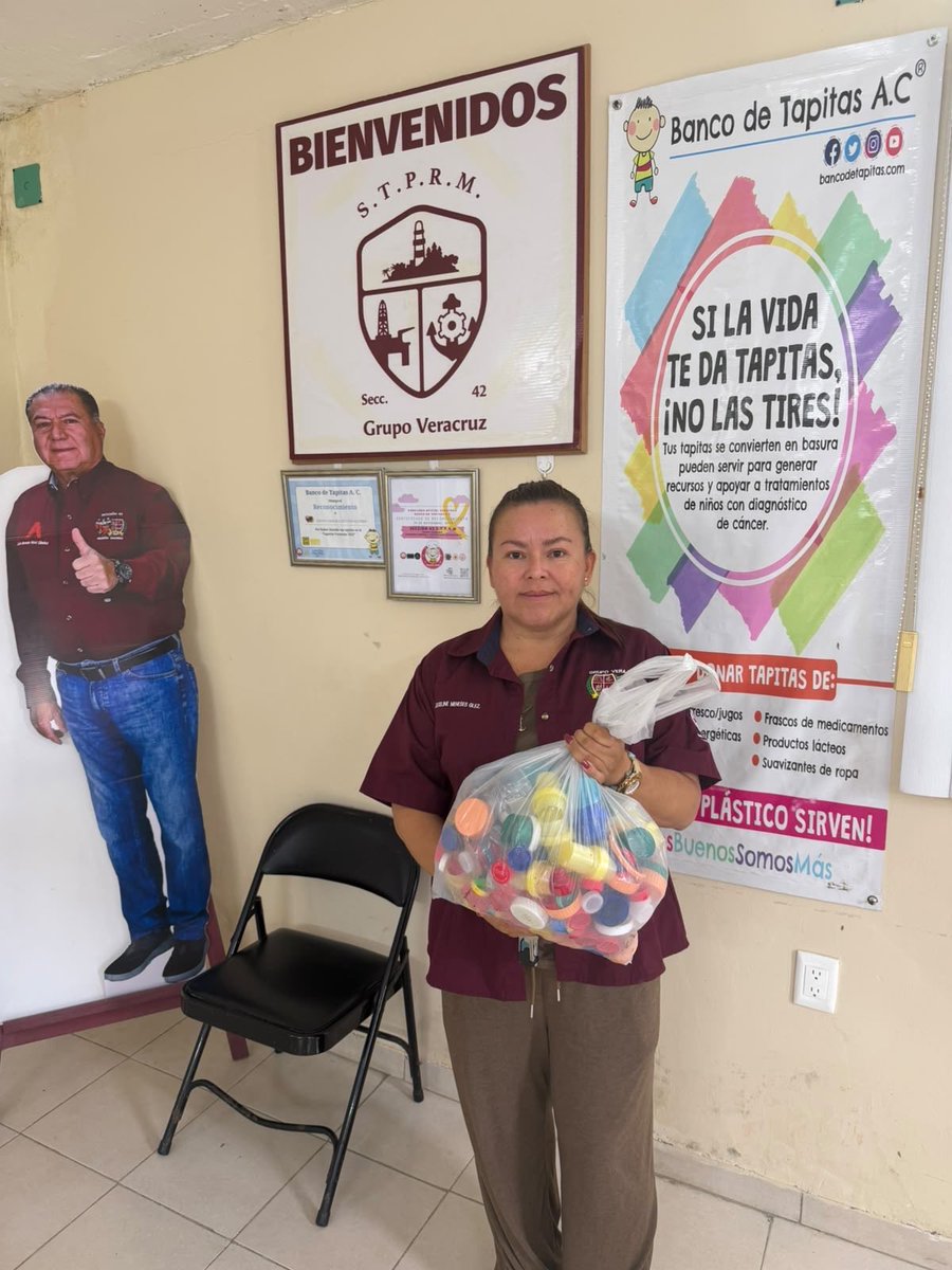 veracruz_grupo's tweet photo. Reunión Semanal tocando temas de la Unidad ante el Grupo y la Sección como Seguro colectivo, militancia y recolecta de tapitas para los niños con cáncer bajo los lineamientos de nuestra respetada @Seccion42_STPRM y de nuestro líder y amigo @lgps03101 y @MarcoAzuara1 
#Somos STPRM https://t.co/sn4m8xQOCy