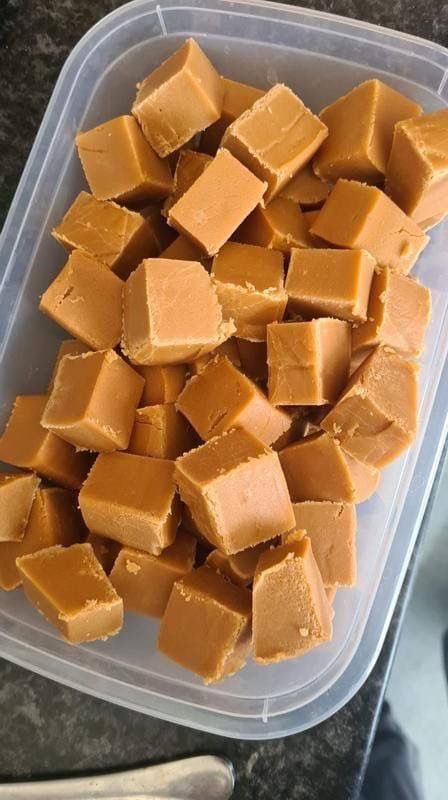 nalucafezin's tweet photo. doce de leite DA ROÇA, de todo os tipos também, cremoso, de corte, pingo de leite… https://t.co/r0UzoYvDFv