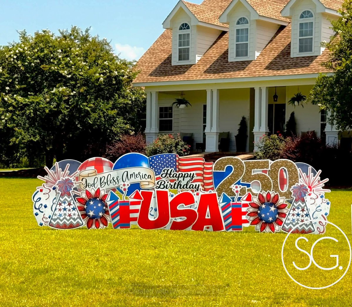 SGFoothills's tweet photo. Let's celebrate Americas 250th birthday all year! So proud to be an American! We have tons of graphics for the USA, Military, State Flags  etc. Birthdays, Labor Day, veterans day, grandparents day we have you covered! #usa #america250 #redwhiteandblue #flags #miltary #thankyou https://t.co/s8hVkDXKiC