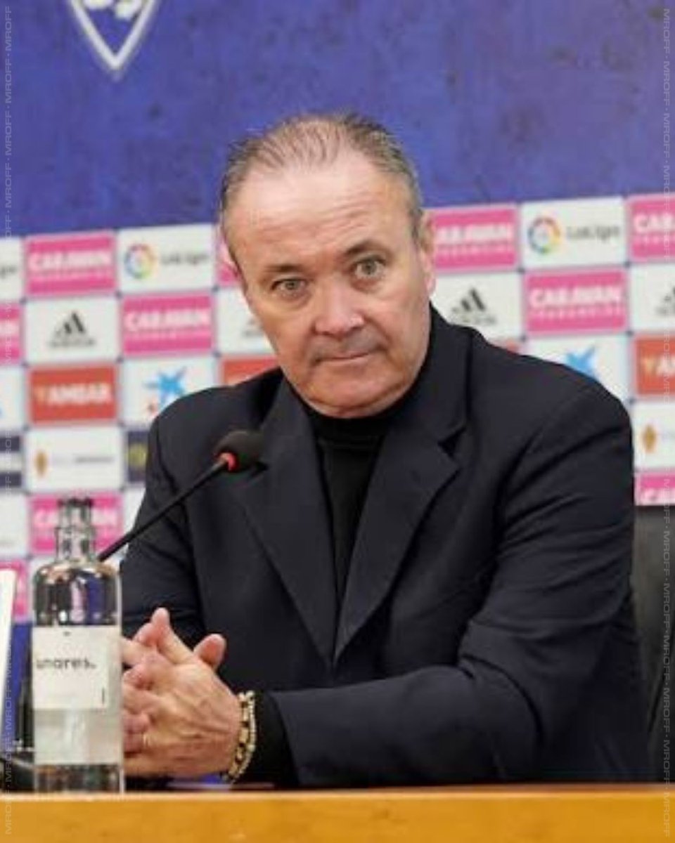 MrOFFSIDER's tweet photo. El entrenador español Juan Ignacio Martínez es una de las opciones que baraja Liga para su banquillo. Extensa trayectoria en el ascenso de su país, pasos por China, Kuwait e Irán. Su momento más trascendente lo tuvo entre 2020 y 2022 con el Real Zaragoza. Tiene 62 años y se encuentra libre.

| @RiveraJuanca |