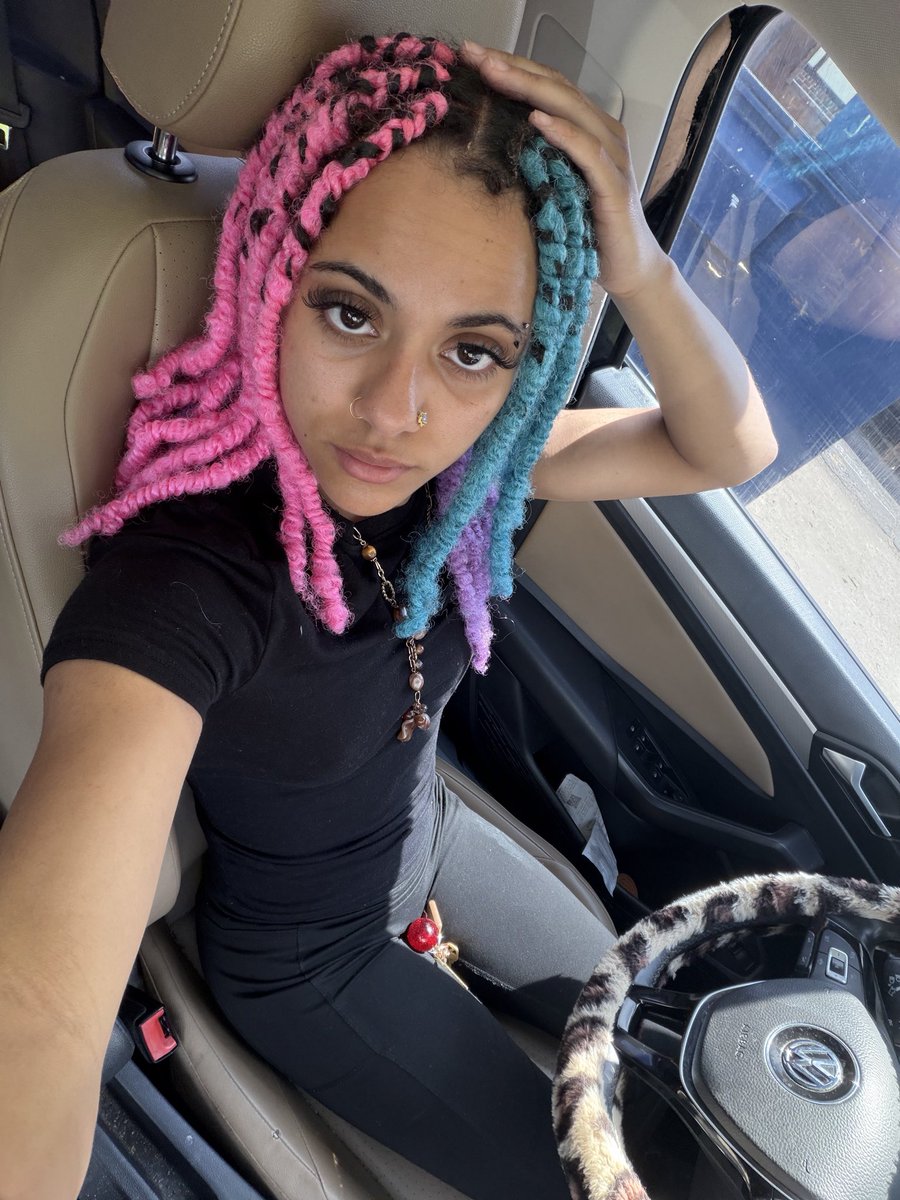 AmikkoRose's tweet photo. All black fit 🖤 https://t.co/wCxBmeRiSg