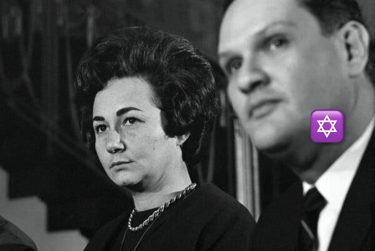 elfelizzio's tweet photo. Did you know Fidel Castro’s sister – Juanita Castro was infiltrated into the USA with help from CIA through an agent named  Salvador Lew✡️? 🧵👇 https://t.co/2487PbuCjc