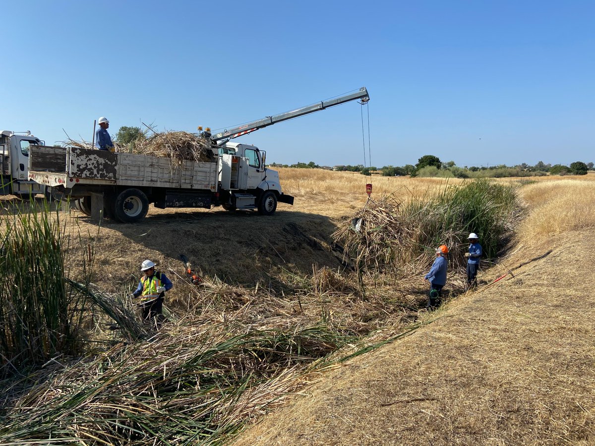SacCountyWater's tweet photo. Flood protection starts long before the rain. Our Storm Crews work year-round to keep creeks and channels flowing freely, helping to reduce flood risk. Learn more: https://t.co/z8pdIw1dri https://t.co/oW5MtNF8Hg