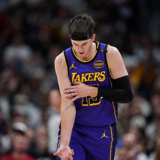 RTNBA's tweet photo. The Pistons explored trades for Kawhi Leonard, Kyrie Irving, Kevin Durant and Trey Murphy III this summer but wouldn't pay the asking prices, per @HunterPatterson

They also wanted Austin Reaves so badly it pushed the Lakers to close his deal 👀 https://t.co/5YJNTSgOv9