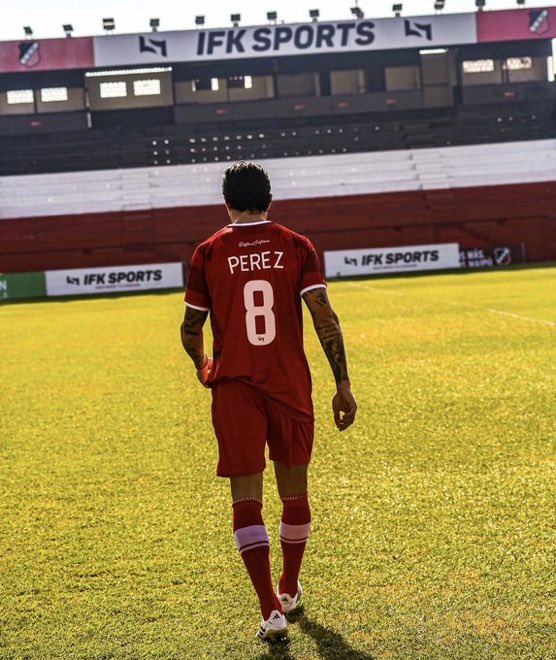 RiverPlay_OK's tweet photo. #ExRiver | ✅ Enzo Pérez debutó como titular en Maipú frente a San Martín de Tucumán. https://t.co/hGxVHEtUqz