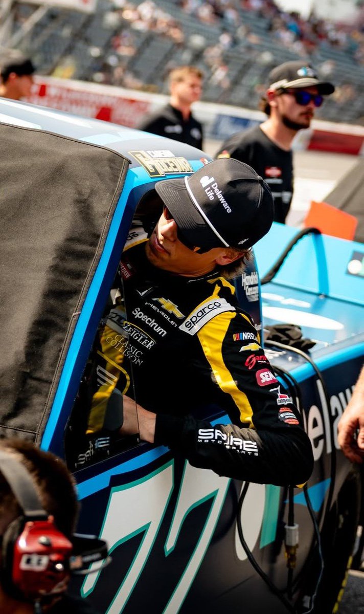 LogSomeLaps's tweet photo. North Wilkesboro 

Starting P2 tomorrow afternoon! https://t.co/UHtm6w7DdK