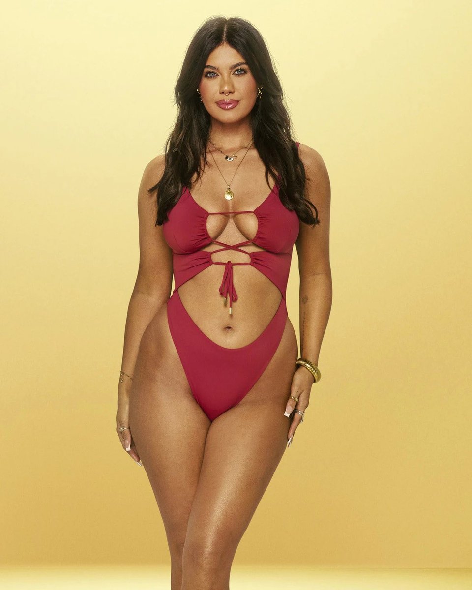 satorutismz's tweet photo. They're saying this is the thirty six year old who got with Kavan #LoveIsland #LoveIslandUK https://t.co/k7t0kbFqrg