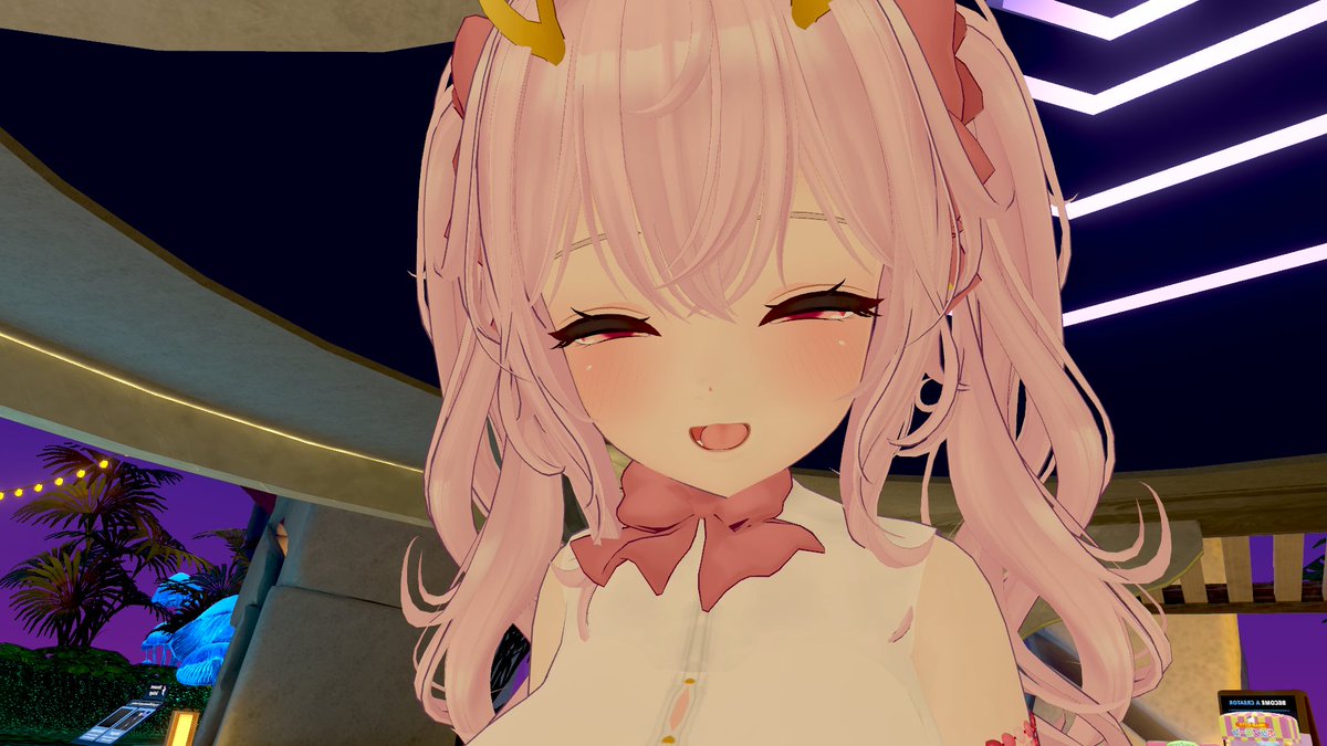 Honeypiexe's tweet photo. Les gustaria que hiciera contenido en vrchat?  ❤️ https://t.co/Z6lpWyqdBp