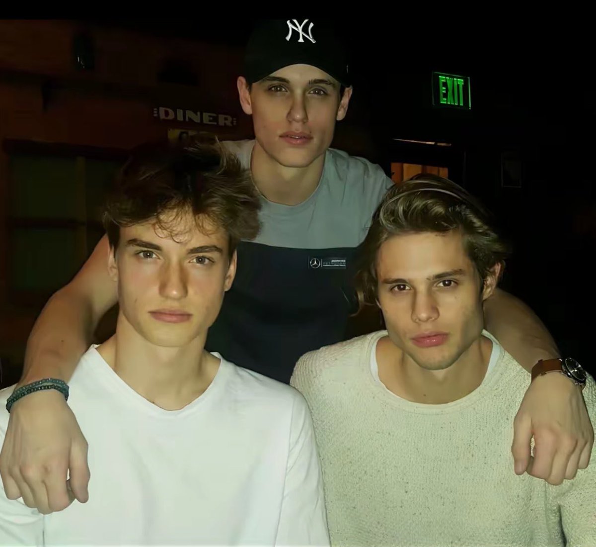 ko6laid's tweet photo. this is probably bryce’s co-models or friends, and the fact that they’re having a mug off unintentionally woah https://t.co/ACRzFIF5tk
