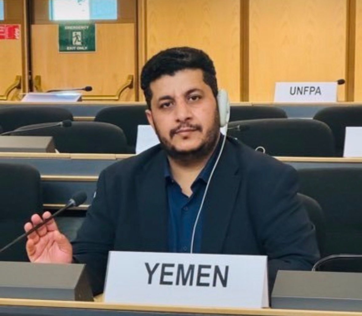 Magedsharit8's tweet photo. المحلل السياسي والإعلامي 
الأستاذ محمد مهدي صوتٌ وطنيٌ حر ورجلٌ عُرف بثبات مواقفه وشجاعته في قول ما يؤمن به دون مجاملة أو مساومة على المبادئ.

ظل وما زال مدافعًا عن الجمهورية اليمنية وعن مؤسسات الدولة ومتمسكًا بالثوابت الوطنية في مختلف الظروف مؤمنًا 
بأن مصلحة الوطن تعلو https://t.co/wM5tGCZZDO