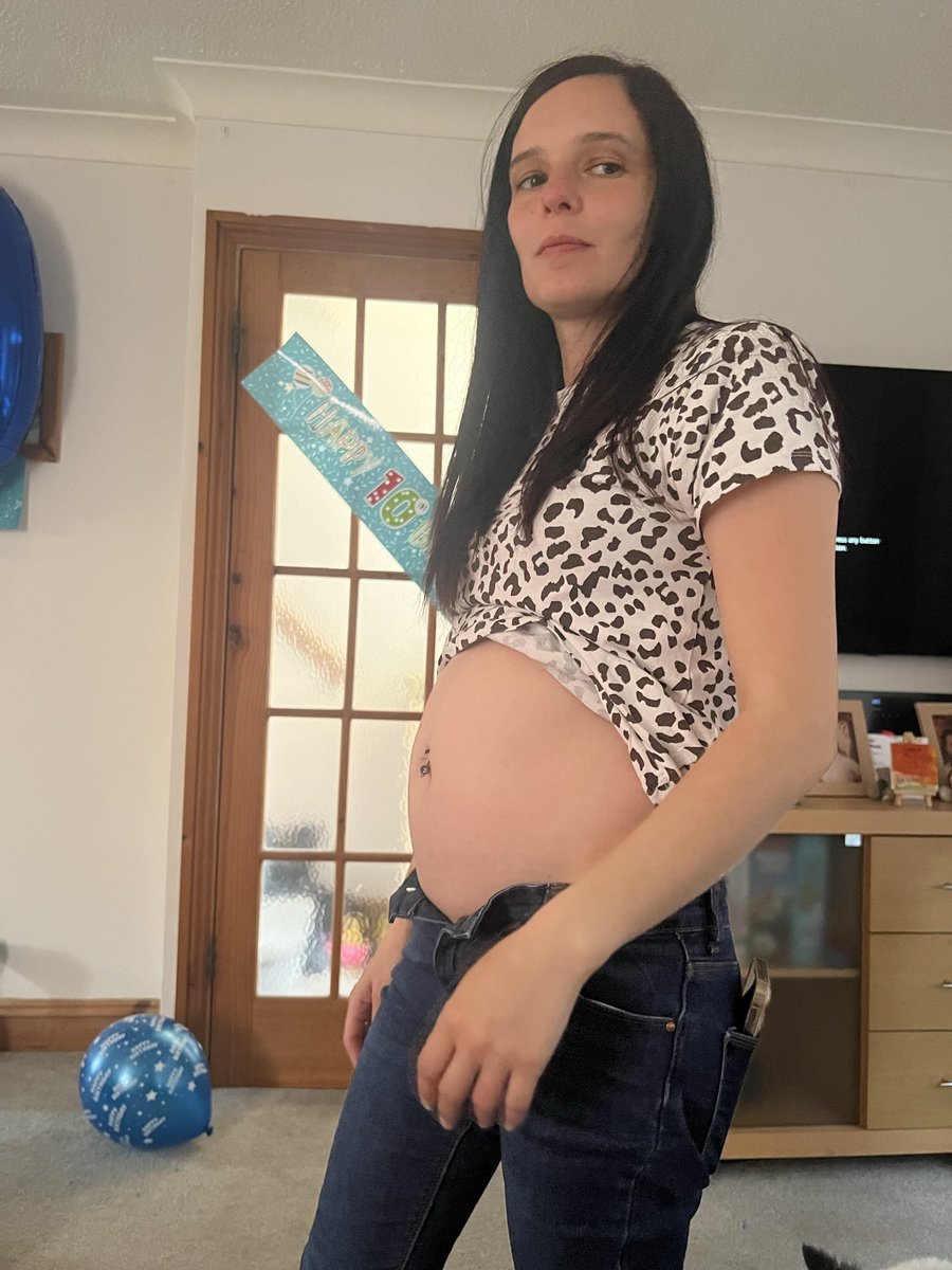 mysexywifepics's tweet photo. Had some request for the #pregnant #wife #nudes #preggo #pregnantporn #nudes #milf #amateur #boobs #nipples #ass https://t.co/NEtSMICv1m