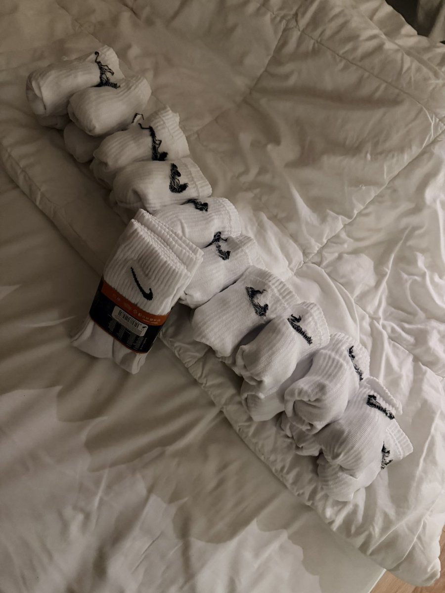 master_jelle's tweet photo. I am stocking up on socks during my holiday! 🧦🧦

If you wanna know what a real man smells like, get in my DM's. 💸 💸

I'll wear them, seal them and send them to you. You're not ready for this smell😈

#socks #cashmaster #dominant #slaves #submissive https://t.co/uyZpHigQRV