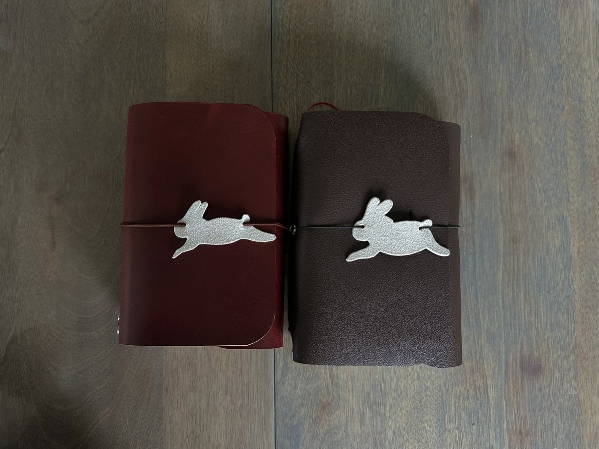 Yuniealt's tweet photo. Bunny journals for shen n me https://t.co/TXvMidx8Vc