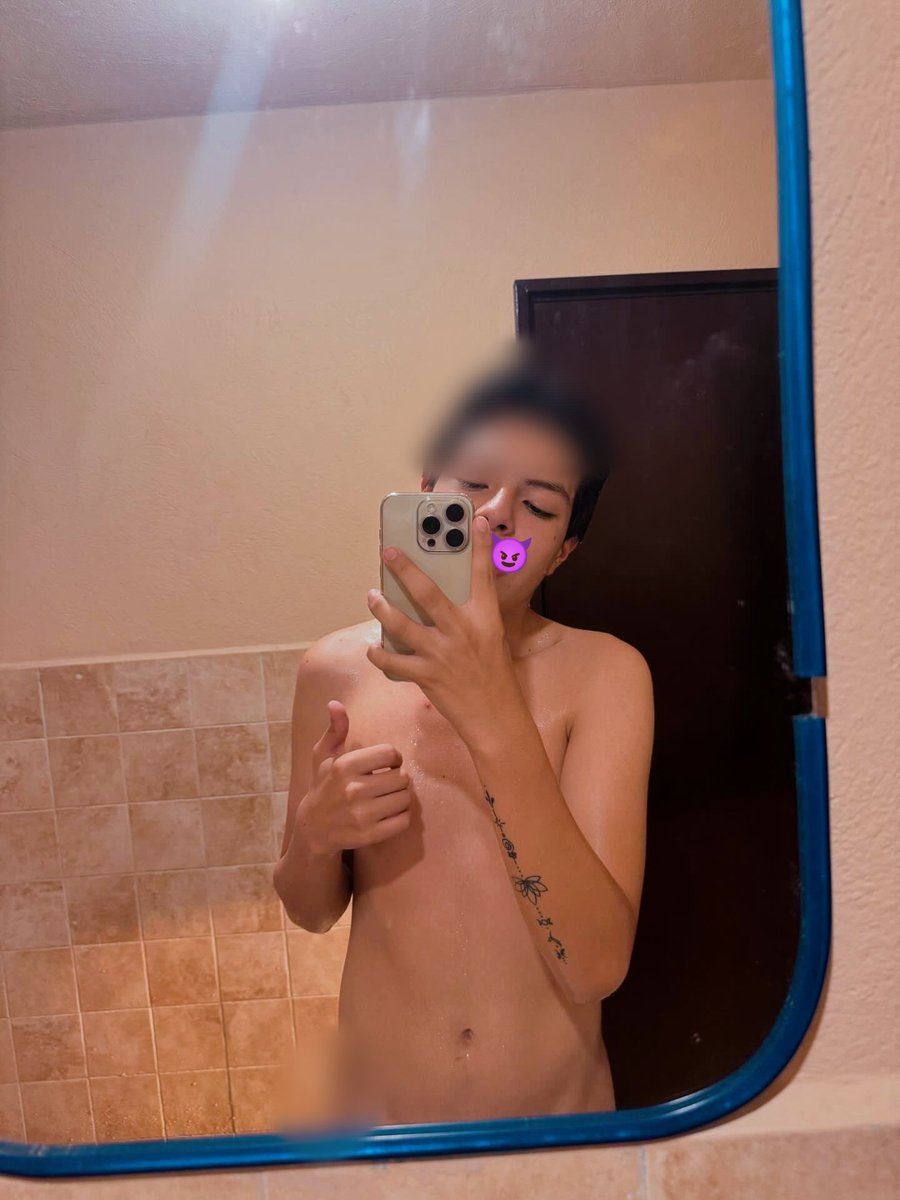 dipp3r_r's tweet photo. #CuloTragón #fypシ゚viralシfypシ゚ #lgbt wenas tardes criaturitas https://t.co/CU2NdgPTDJ
