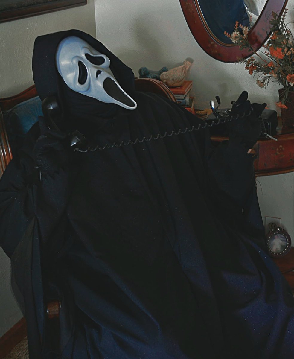 Scream Corridor tweet media