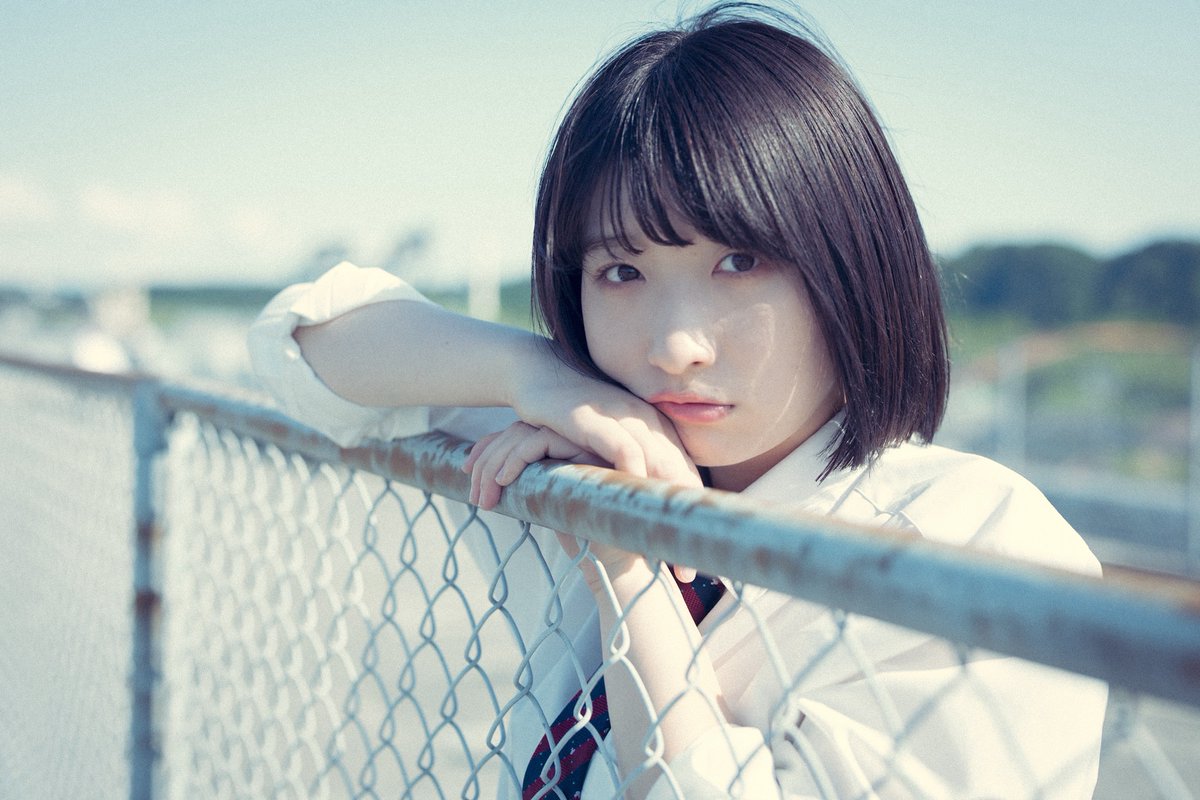 choku870's tweet photo. EOS R6 Mark II、  
RF50mm F1.2L USM  
#学校ポートレート  
#ポートレート https://t.co/qoOE7H4GLM