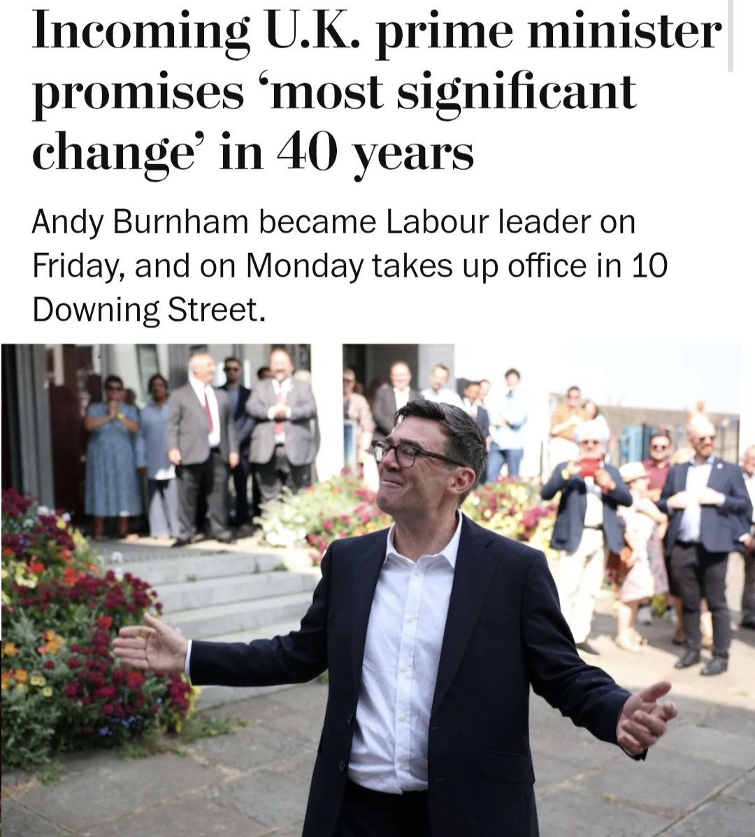 TopherField's tweet photo. The UK reshuffle the Titanic's deck chairs... again.

Starmer out, Burnham in, nothing changes.

Reckon it'll work this time? https://t.co/sUN3SVFHFB