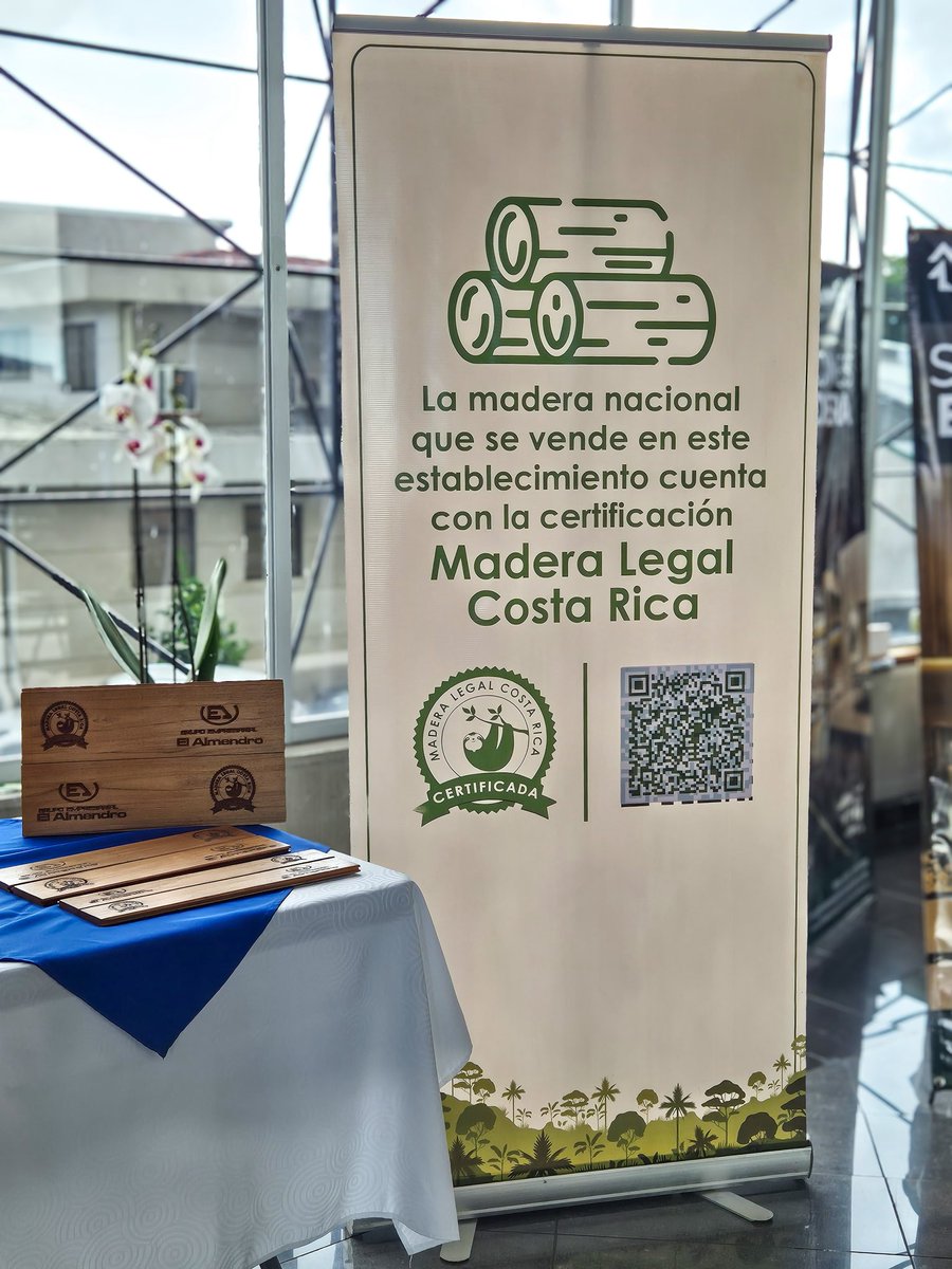 onf_cr's tweet photo. Hoy formamos parte del seminario “Construcción con Madera en Costa Rica: Innovación, Normativa y Oportunidades”.

Además, nos enorgullece acompañar a las empresas que cuentan con la certificación Madera Legal Costa Rica. 🇨🇷 🪵 https://t.co/jec3IajPMc