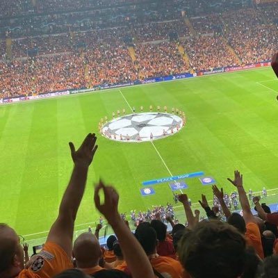 zibar_'s tweet photo. #YeniProfilResmi https://t.co/AEheUd8v1b