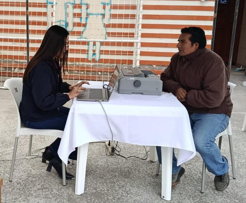 SRI Ecuador tweet media