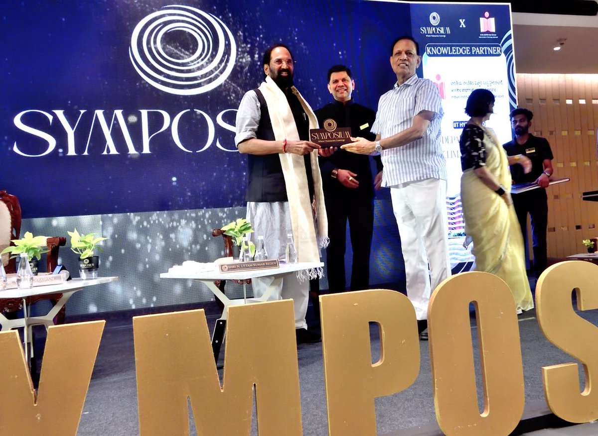 UttamINC's tweet photo. Today at the Symposium in Hotel Avasa, Hyderabad, I had the opportunity to engage with distinguished leaders, experts, and stakeholders on the path to a stronger Telangana. 

Constructive dialogue, innovative thinking, and decisive governance are the foundation of sustainable development. 

Together, we remain committed to building world-class infrastructure, strengthening irrigation, ensuring food security, and creating opportunities for every citizen. 

Every conversation today reinforces our resolve to transform vision into action.

#Telangana #Hyderabad #Leadership #Governance #Development #Irrigation #FoodSecurity #TeamTelangana #Symposium #Progress