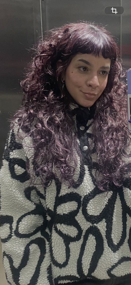 antedeguetmon's tweet photo. @juliasveisana Amig fiz algumas alquimias e deu nisso (ainda não é o roxo que almejo kkkk) https://t.co/jfOCGiXyO2