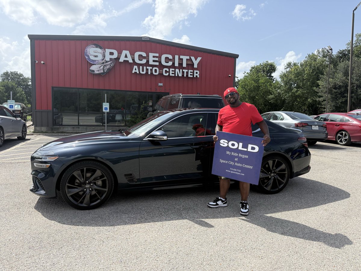 SpaceCityAuto1's tweet photo. Congrats on your ride 🎉🥳  #HoustonTx #Usedcars #Usedcarsforsale #Finance #Spacecityac https://t.co/Uofgew0QbW