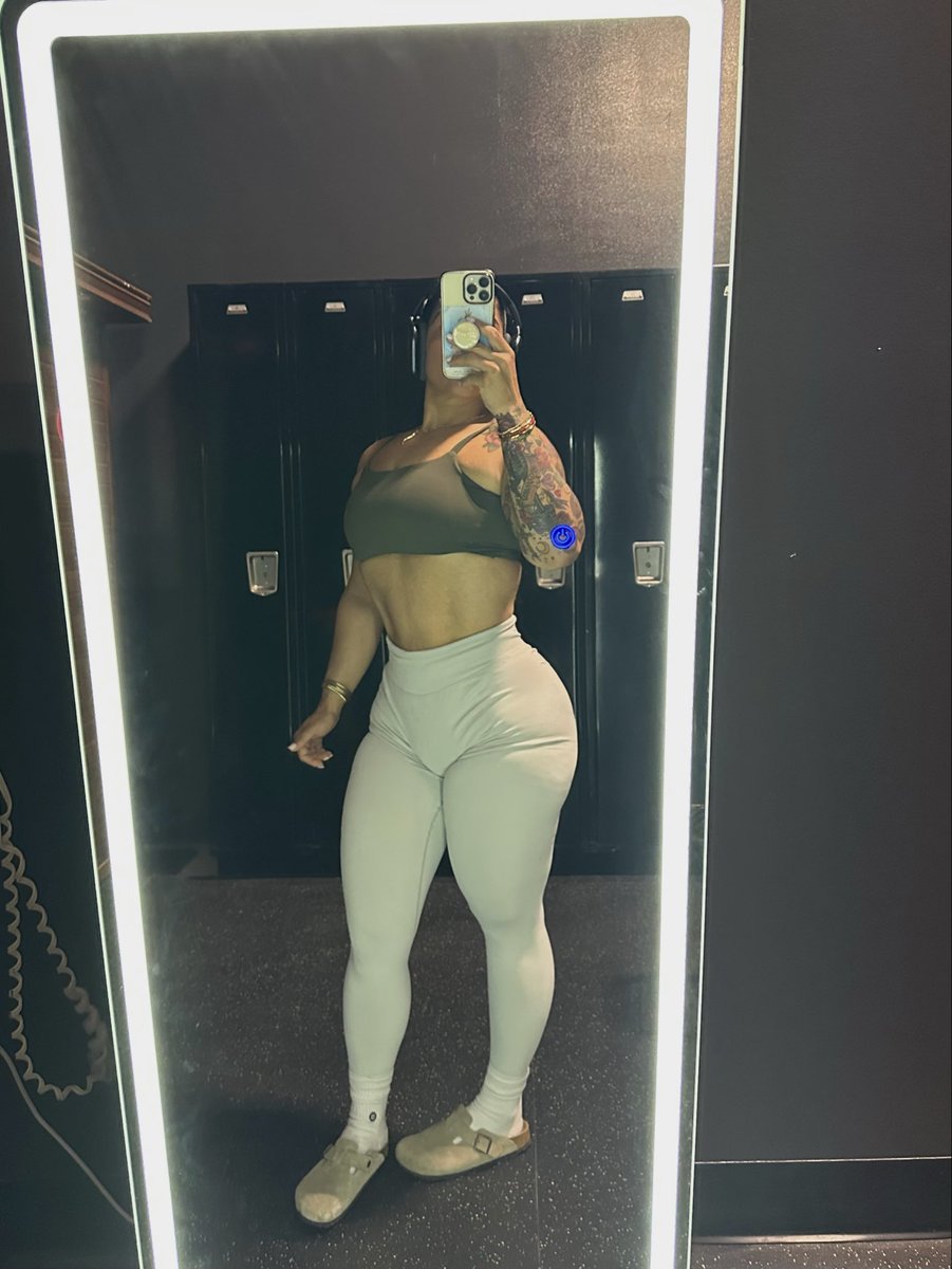 big bawdy bellz ♛ tweet media