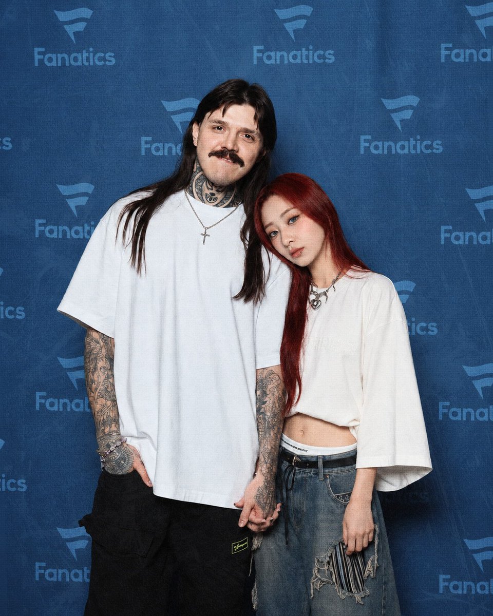 quinientoseis's tweet photo. 𖹭 𝒏𝒂𝒍𝒚’s archive ୨୧ folder: 𝙵anatics Fest → 𝚗𝚎𝚠 𝘱𝘰𝘴𝘵. © 𝑵ew York, NY. — @ yannick mysterio 𖹭.ᐟ https://t.co/z08j8paTOH