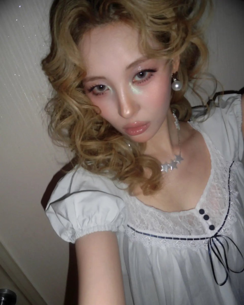 pourlesjolies's tweet photo. sunmi https://t.co/ZoyGVwJ98y