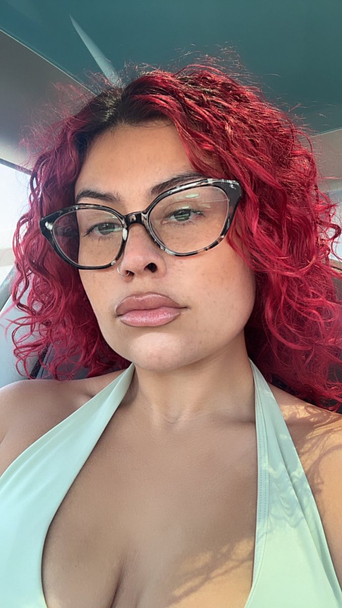 valentina tweet media