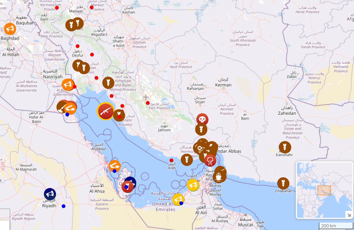 NimaGEOINT's tweet photo. 🔴 به تاریخ توییت پایین دقت کنید.

۱. امروز که همه‌ی رسانه‌ها از احتمال حمله‌ی زمینی تیتر می‌زنند، صحبت از «کنترل زمینی جنوب» تحلیل‌گری نیست؛ ترجمه‌بازی است.

۲. کاراکتر این جنگ دارد به همان چیزی برمی‌گردد که چهار ماه پیش گفته بودم؛ همان مسیر منطقی جنگ که به دلایل سیاسی متوقف شد.

کمی کانتکست:

۱. عملیات نرماندی؛ Transportation Plan

متفقین حدود سه ماه پیش از پیاده‌شدن در نرماندی، شبکه‌ی راه‌آهن فرانسه و بلژیک، پل‌های رودخانه‌ای ــ از جمله همه‌ی پل‌های رود سن در غرب و شمال‌غربی پاریس ــ جاده‌ها و ایستگاه‌های تنظیم قطار را هدف گرفتند: ۲۱ هزار سورتی پرواز و حدود ۶۶ هزار تن بمب علیه ۸۰ هدف اصلی؛ با هدف جداکردن ساحل تهاجم از عقبه‌ی آلمان نازی.

۲. عملیات باگریشن، ۱۹۴۴

شش هفته پیش از حمله‌ی ارتش سرخ در بلاروس، پارتیزان‌های شوروی هزاران خرج انفجاری را در خطوط ریلی و پل‌ها منفجر کردند.

۳. عملیات استرنگل

پیش از حمله به سیسیل، نیروی هوایی متفقین خطوط ارتباطی، بنادر، راه‌آهن، پل‌ها و فرودگاه‌ها را هدف گرفت.

۴. جنگ خلیج فارس، ۱۹۹۱

چهل روز پیش از ورود زمینی، پدافند هوایی، مراکز فرماندهی، فرودگاه‌ها و توان راهبردی عراق هدف قرار گرفت. سپس عملیات به سمت ایزوله‌کردن میدان جنگ رفت: پل‌های روی فرات و دجله، انبارهای مهمات و مسیرهای مواصلاتی ارتش عراق.

🧲 البته این صرفاً یک احتمال است؛ احتمالی که امروز، نسبت به چهار ماه پیش، به‌شدت قوی‌تر شده. با این حال، همچنان ممکن است قطر، امارات و ونس این‌بار هم تا پیش از انتخابات کنگره وارد عمل شوند و برای آمریکا زمان بخرند.

تنها چیزی که قطعی است، ساده‌لوحی عجیب قالیباف است که برای بار بیستم هم فریب مذاکره را خواهد خورد.