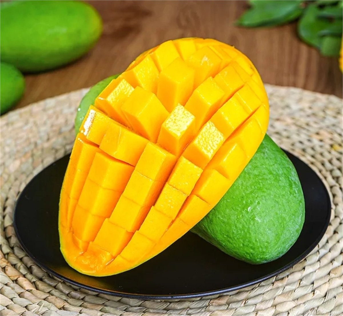 hyeonsil124's tweet photo. Just bit into the juiciest mango I’ve had all summer—sweet, fibrous, and pure sunshine in every bite! ， https://t.co/KRkfJN6gIU