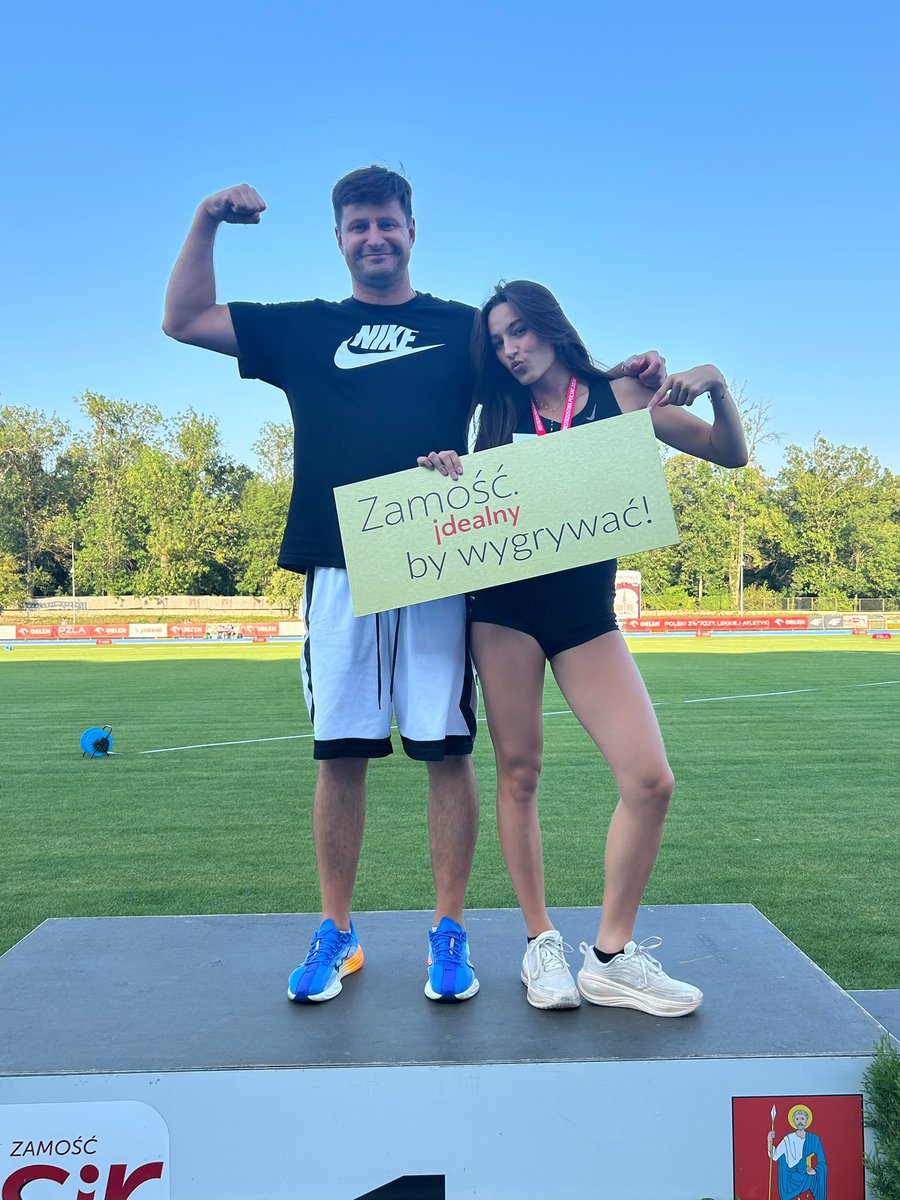DolnoslaskiZLA's tweet photo. Pierwszy dzień Mistrzostw Polski Juniorów U20 w Zamościu przyniósł reprezentantom @Dolny_Slask trzy medale‼️

Oto Nasi medaliści MP:
🥇Oliwia Kasprzak (WLKS Wrocław) - 100m
🥉Arina Stawska (Sokół Lubin) - skok w dal
🥉Kacper Latkowski (AZS - AWF Wrocław) - 100m

Gratulujemy ‼️‼️ https://t.co/vykvnG2jop