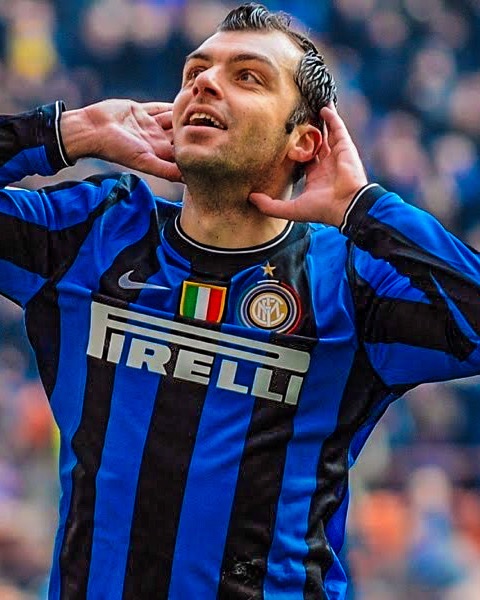 eurofootcom's tweet photo. 🇲🇰🤩 Goran Pandev was the FIRST Macedonian to score 100 goals in one of Europe's top 5 leagues. Happy birthday to him. 👑 https://t.co/CyFz1lepOU
