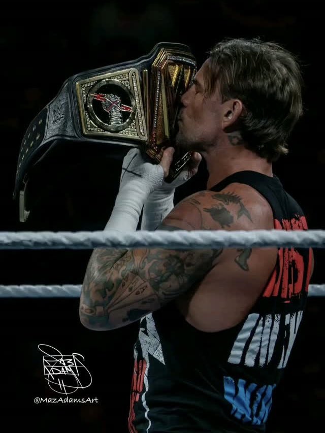 Teffo_01's tweet photo. Punker kissing his Title ❤️ 

📸: mazadamsart | IG https://t.co/XUrshBG1h8