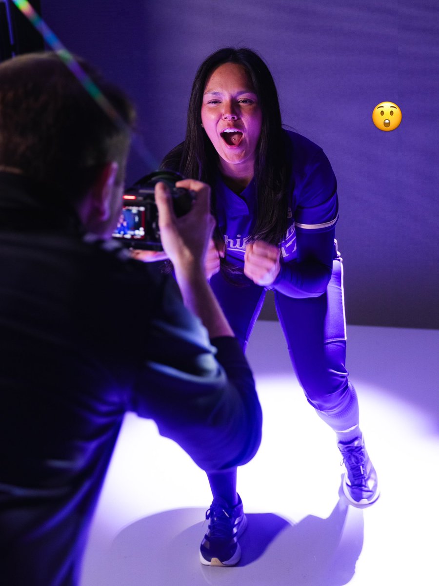 UWSoftball's tweet photo. Turns out it’s World Emoji Day 💜🥎😀🔥🤝 https://t.co/vIWuKWfsDO
