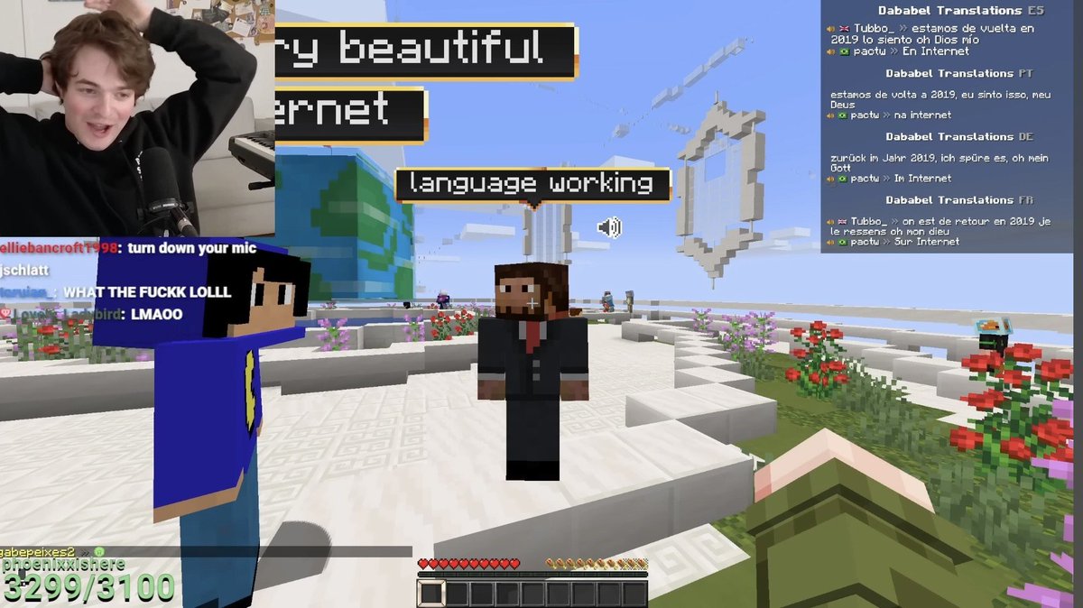 witka19's tweet photo. We all forgot about jschlatt's first skin on #qsmp2 https://t.co/RFxEziNhim