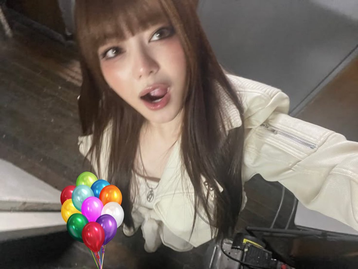 acervocosmosy's tweet photo. hbd to our kawaiiiness kamión!! we love you smm @cosmosy_xm https://t.co/4F1GS4J7Le