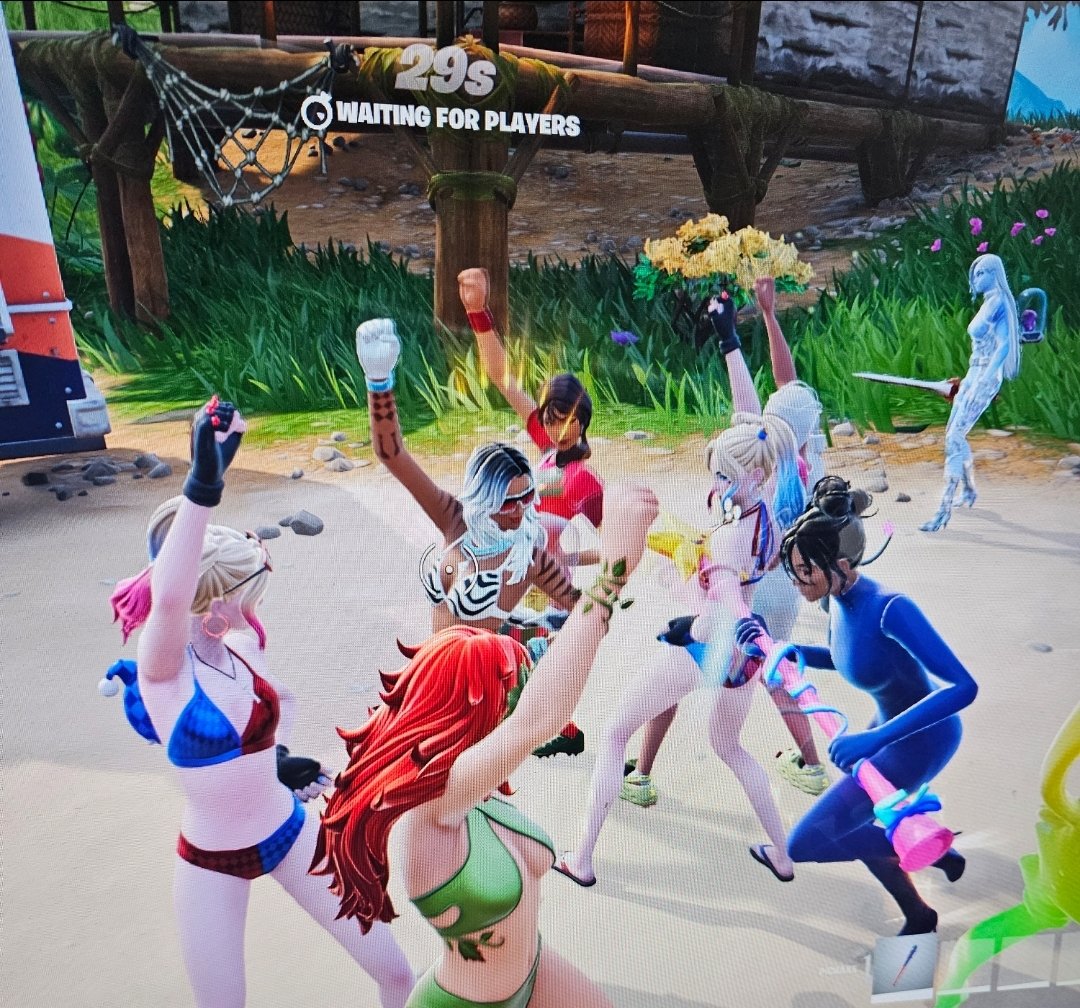 LegacyTrainer's tweet photo. Can I bring the party to fortnite? Hell yaaa!! #fortnitecommunity #fortnite https://t.co/bZE5SAzG5F
