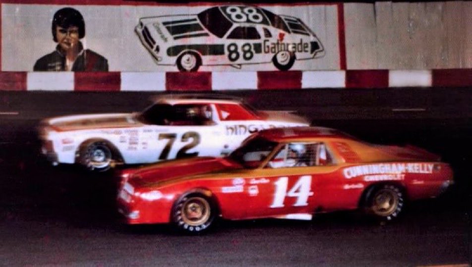 LegendsNascar's tweet photo. Benny Parsons won the 1976 Nashville 420 fifty years ago today. 🏁

#BP 🏁 https://t.co/lHP3OWfsnQ